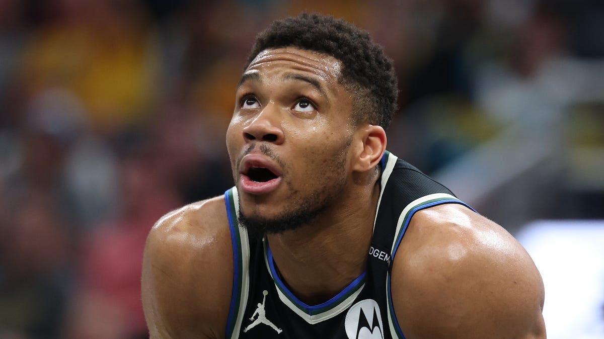 Charles Barkley 'annoyed' by media saying Giannis needs to leave Bucks