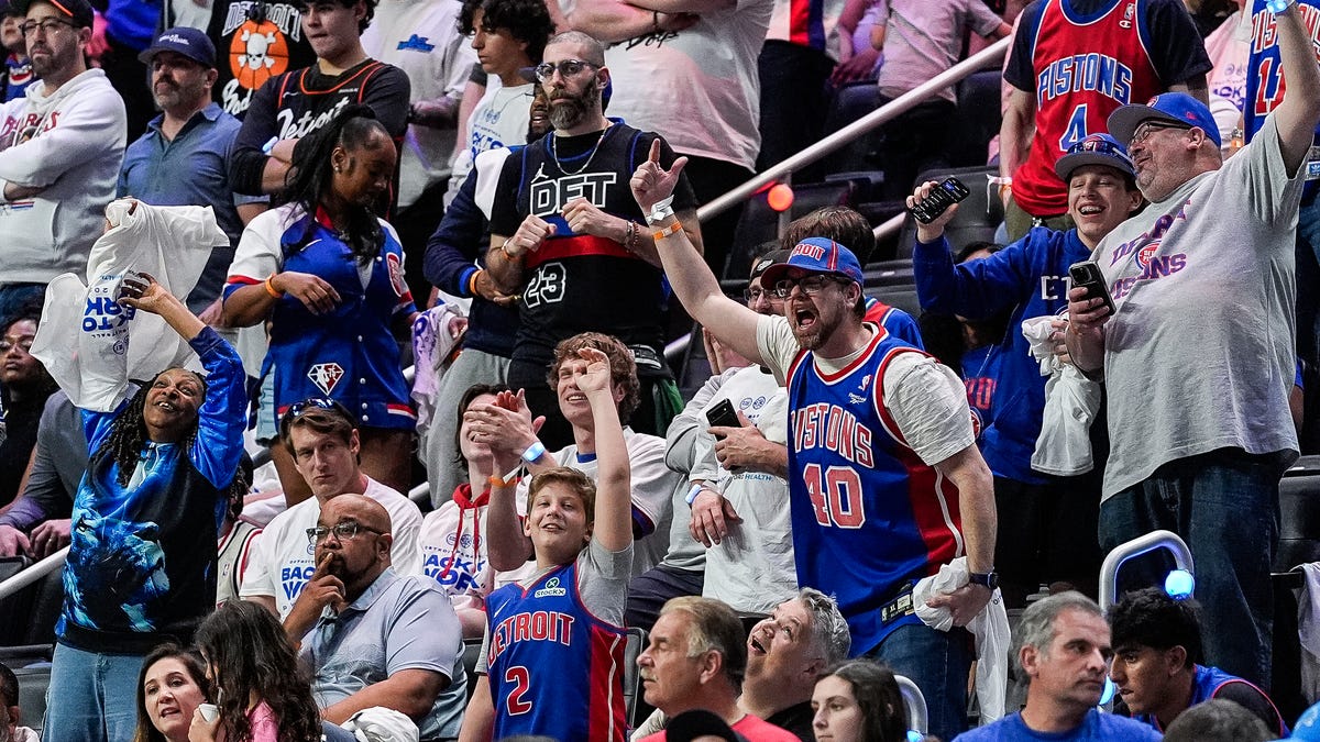 Even with Pistons loss to Knicks, Detroit is a hoops town again