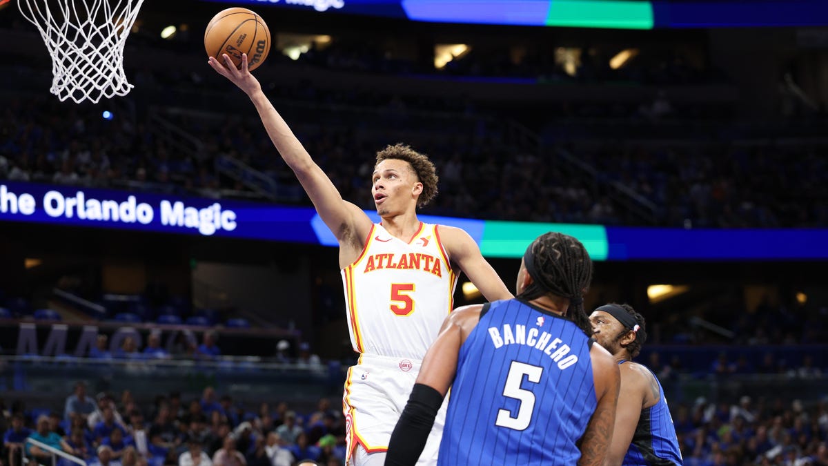 Hawks' Dyson Daniels wins award