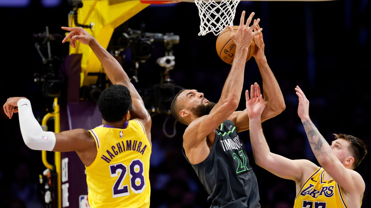 Lakers need rebounding help in the frontcourt