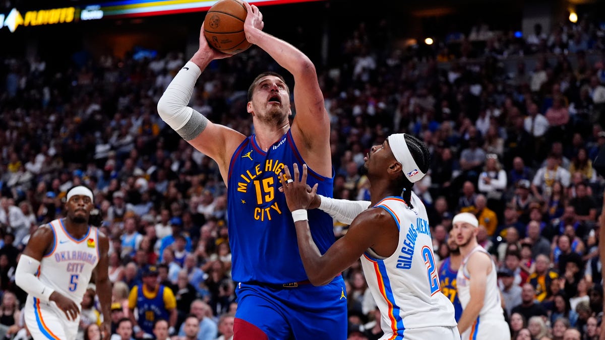 SGA, OKC have mixed night in Game 3 loss