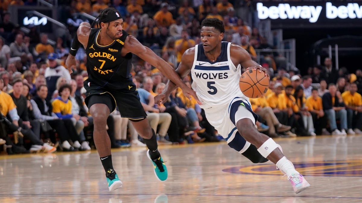 Warriors lose third quarter 39-17, Game 4 and maybe this playoff series