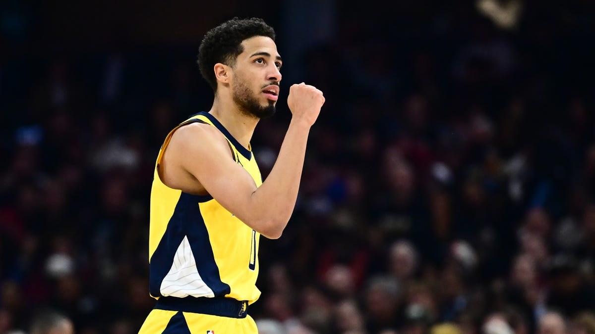 NBA playoff bracket 2025: Updated schedule, times, scores