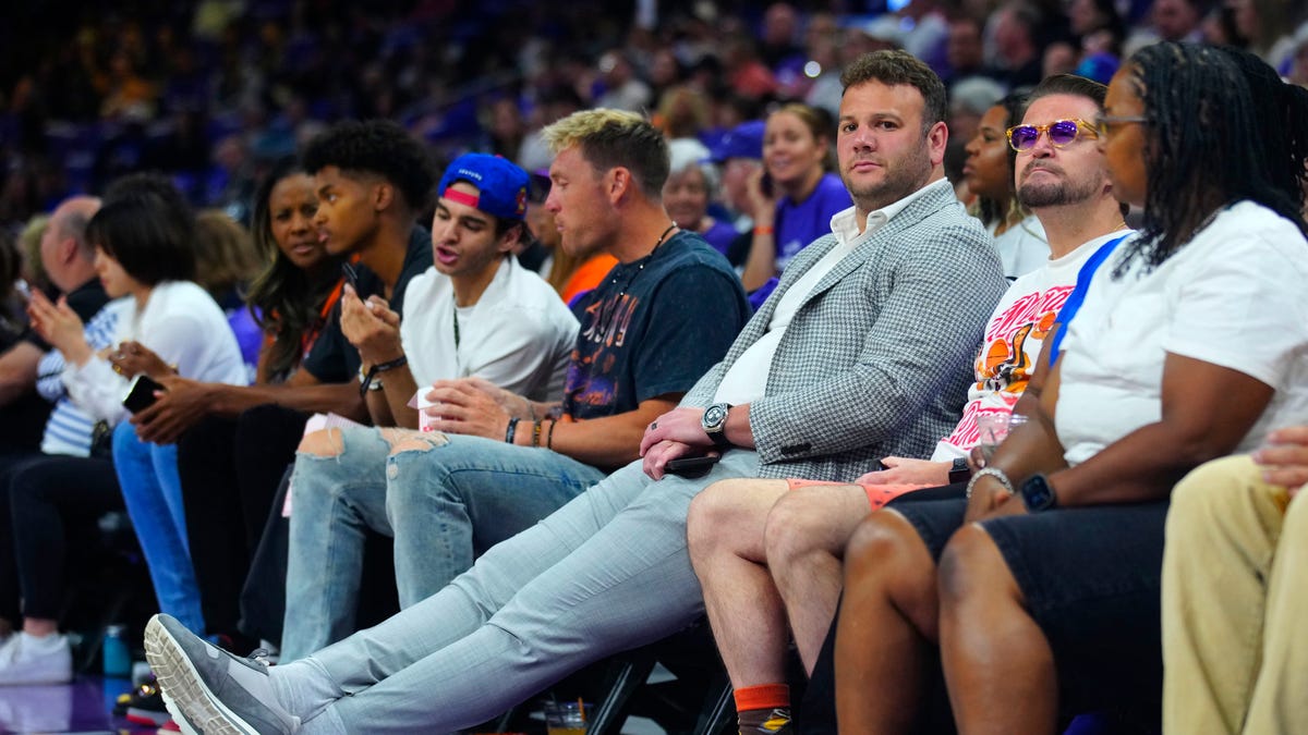 Phoenix Suns, Sophie Cunningham deny accusations of an affair with CEO