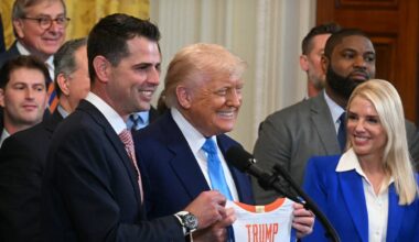 Photos from Florida basketball's visit with President Donald Trump at the White House - Gainesville Sun