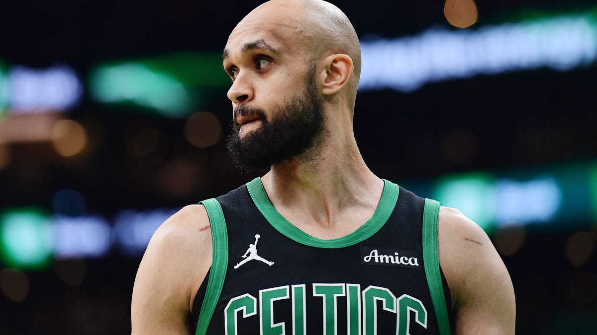 A trade proposal to land Derrick White with the Warriors