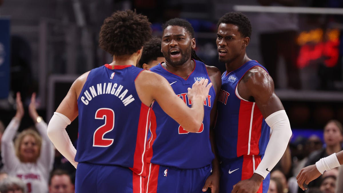 Mock trade gives Lakers intriguing young center from the Pistons