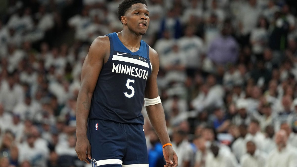 Former Laker criticizes Anthony Edwards after Minnesota's playoff loss