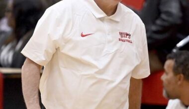 8526443_web1_ptr-QuipsHoops11-121423