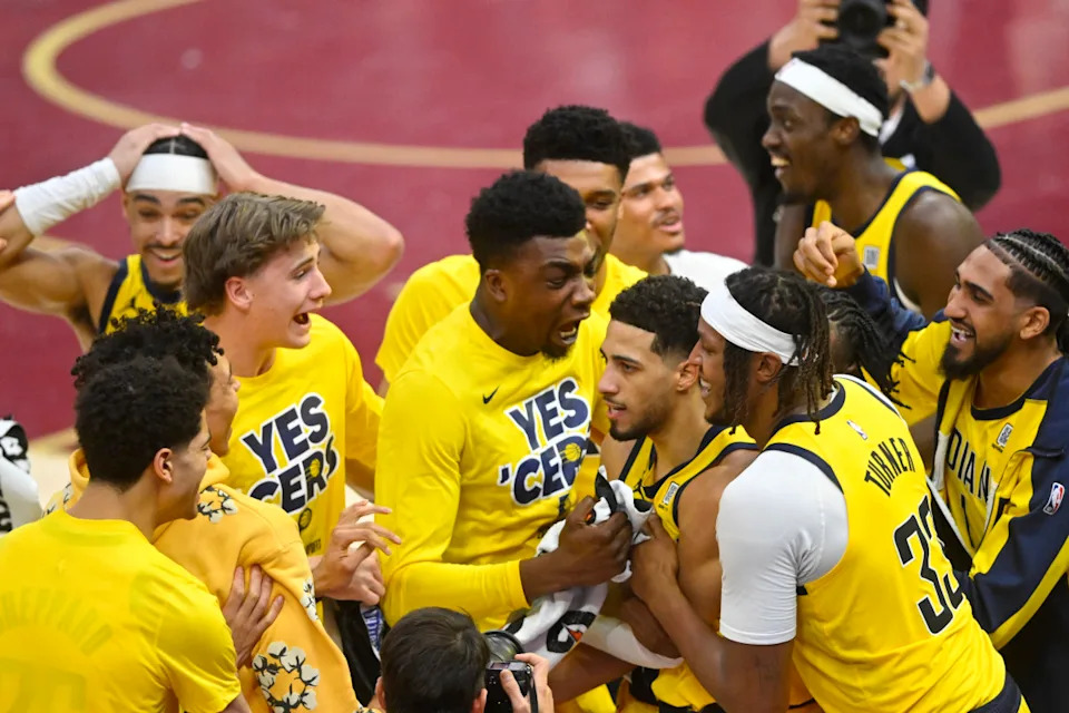 Indiana Pacers guard Tyrese Haliburton (0) celebrates with teammates at the 2025 NBA Playoffs against the Cleveland Cavaliers at Rocket Arena.© David Richard-Imagn Images