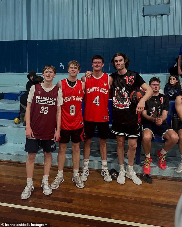 Players from other courts left their games to come and get a glimpse of Giddey and even a cheeky photo with the NBA star