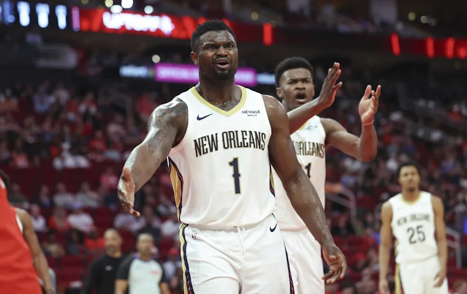 Houston, Texas, USA; New Orleans Pelicans forward Zion Williamson (1) reacts after a play during the game against the Houston Rockets at Toyota Center. Mandatory Credit: Troy Taormina-Imagn ImagesMandatory Credit: Troy Taormina-Imagn Images