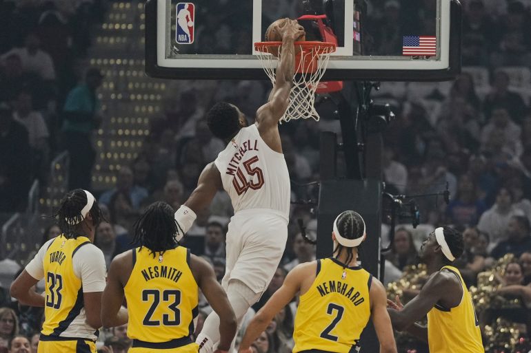 Donovan Mitchell in action.