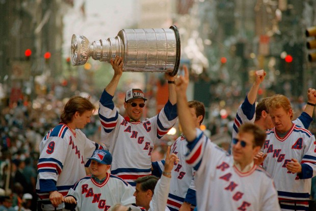 New York Rangers captain Mark Messier