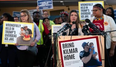 Wearing a Chicago Bulls hat triggered a man's deportation