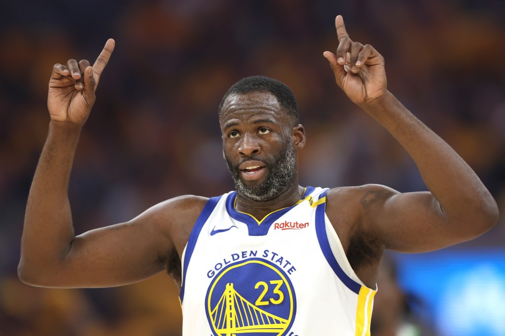 Warriors' Draymond Green named to NBA all-defense team