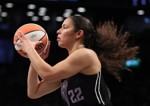 Veronica Burton #22 of the Golden State Valkyries takes a shot in the first half against the New York Liberty at Barclays Center on May 27, 2025 in the Brooklyn borough of New York City. NOTE TO USER: User expressly acknowledges and agrees that, by downloading and or using this photograph, User is consenting to the terms and conditions of the Getty Images License Agreement. (Photo by Elsa/Getty Images)