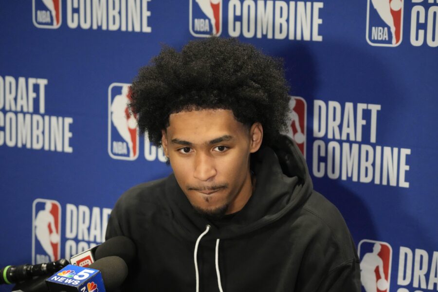 Draft Rumors: Spurs, Giannis, Bucks, Sixers, Coward, More