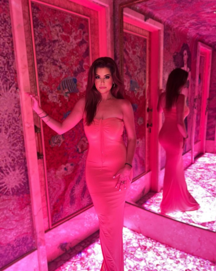 Meet Trish Christakis, the stunning CBS Miami NBA and NFL anchor who went viral and had fans saying 'I'm a Heat fan now', , ***TAKEN WITHOUT PERMISSION***, https://www.instagram.com/trish_cee/?hl=en