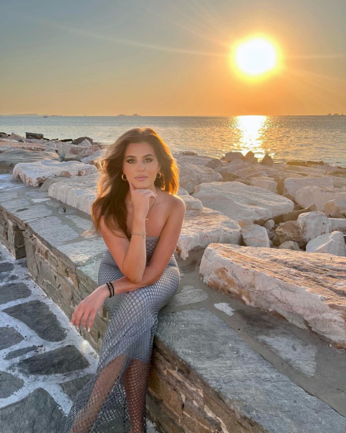 Meet Trish Christakis, the stunning CBS Miami NBA and NFL anchor who went viral and had fans saying 'I'm a Heat fan now', , ***TAKEN WITHOUT PERMISSION***, https://www.instagram.com/trish_cee/?hl=en