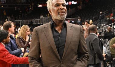 Charles Oakley names one New York Knicks player who has to improve in Game 6, issues Madison Square Garden warning