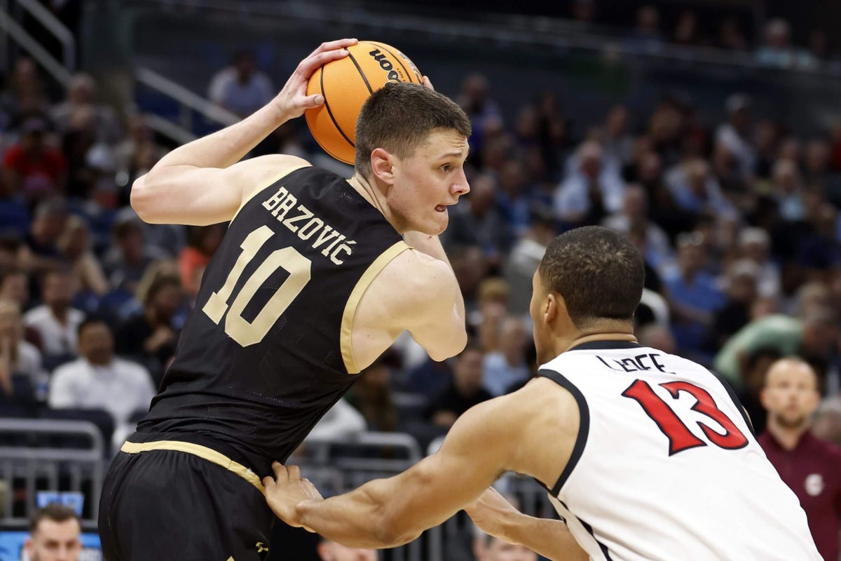 College basketball players out of eligibility are entering the transfer portal — why?