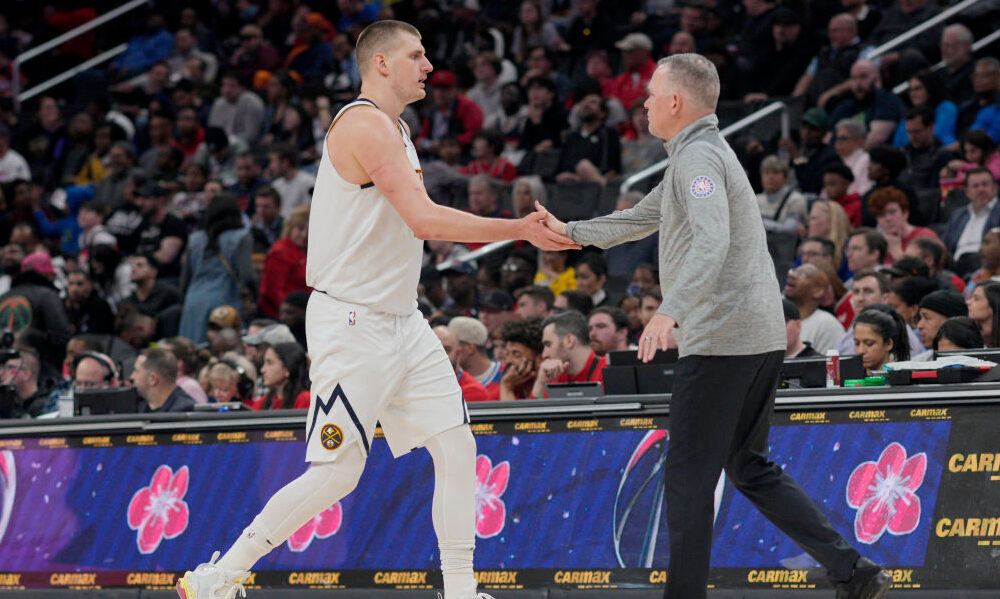 Michael Malone had another wild night on ESPN, flips on SGA back to Jokic