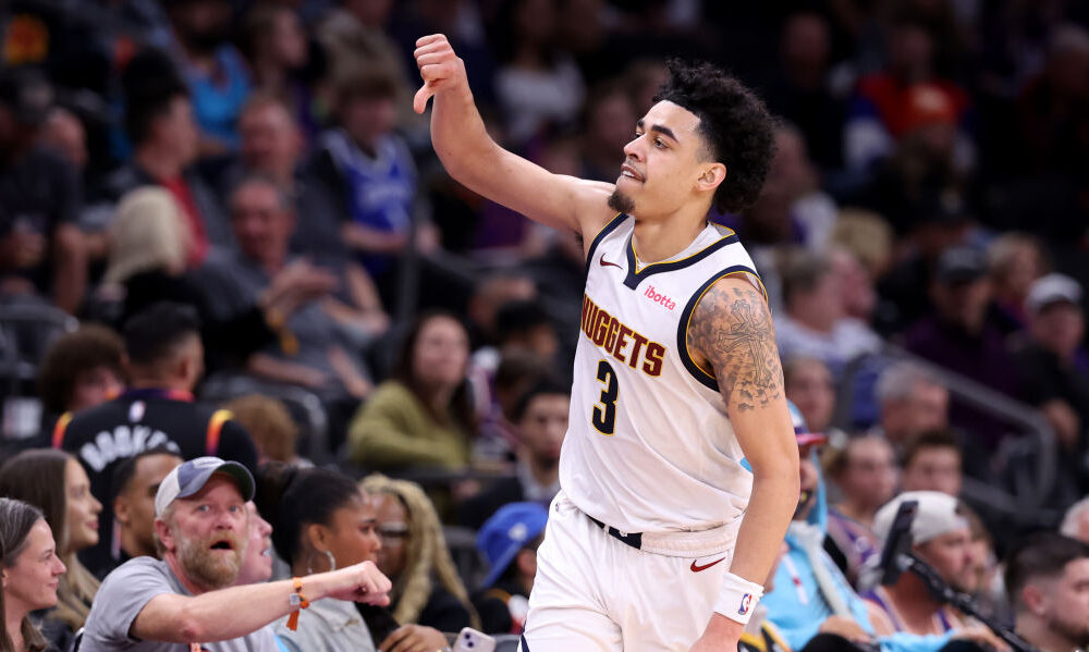 Julian Strawther used his teammates as support after getting bumped from Nuggets rotation
