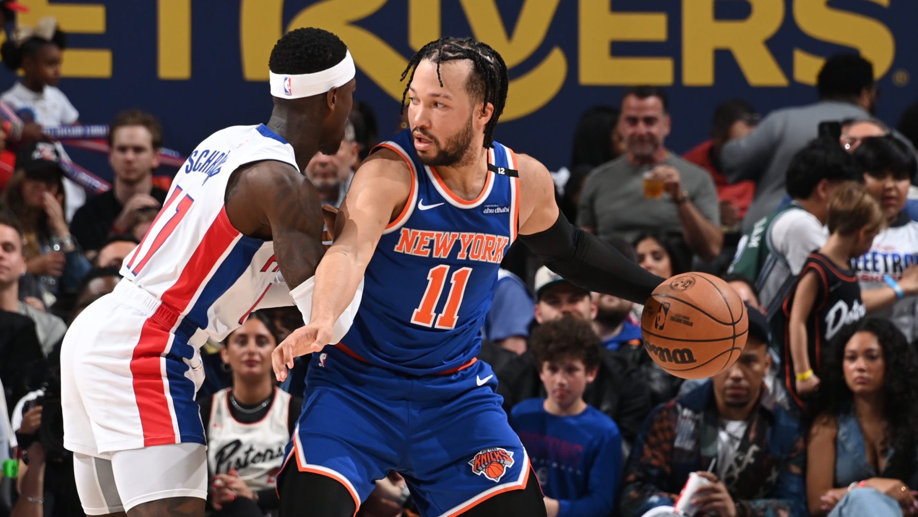 Jalen Brunson's clutch 3-pointer eliminates Pistons, sends Knicks to East semis