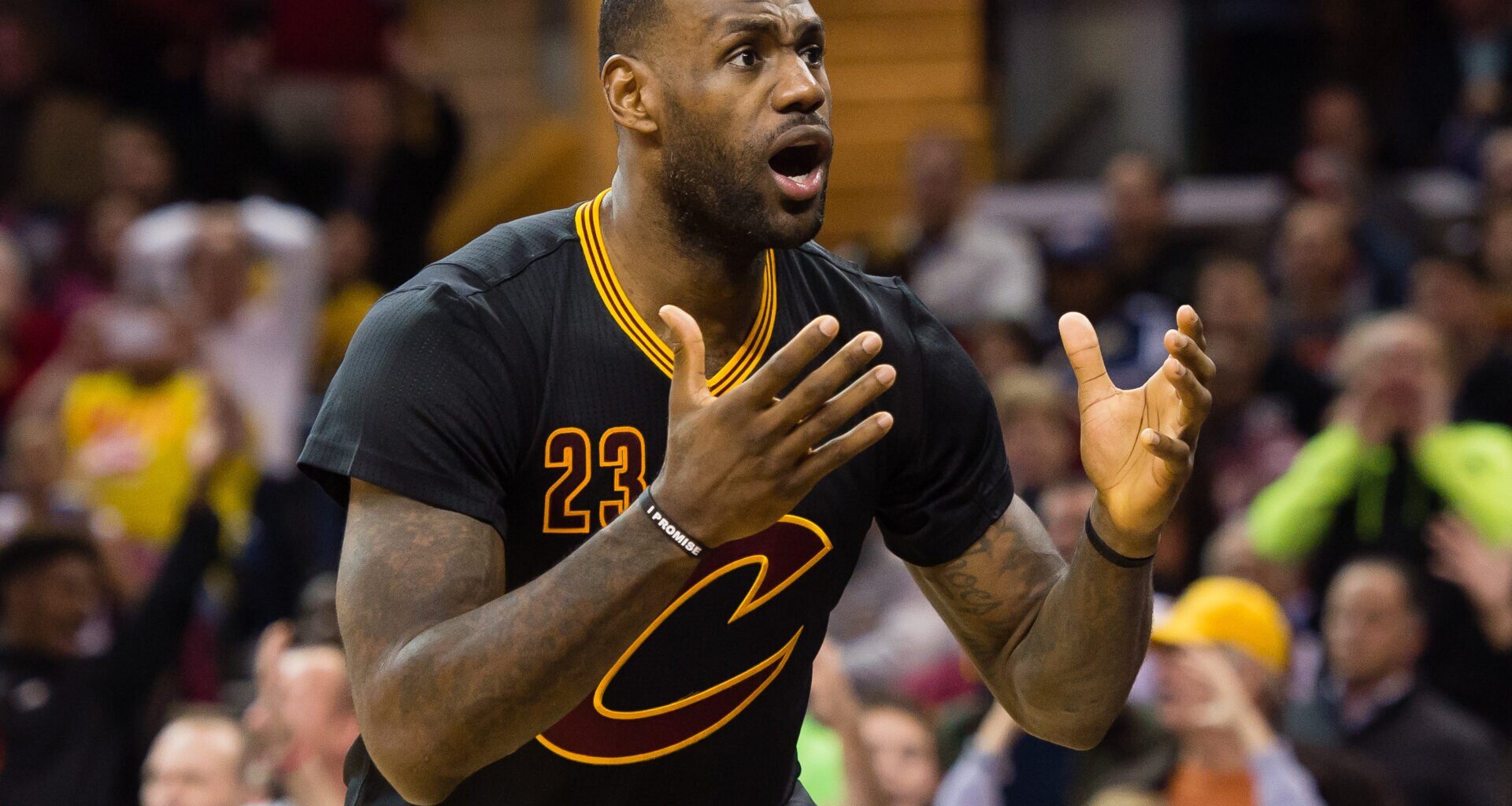 LeBron James didn't know 2015 Warriors' 'back pocket' strategy existed, it caught Cavaliers by surprise