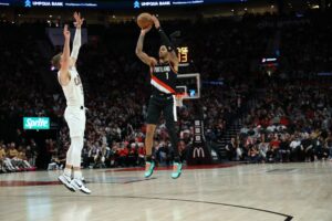 Portland Trail Blazers guard Anfernee Simons (1)