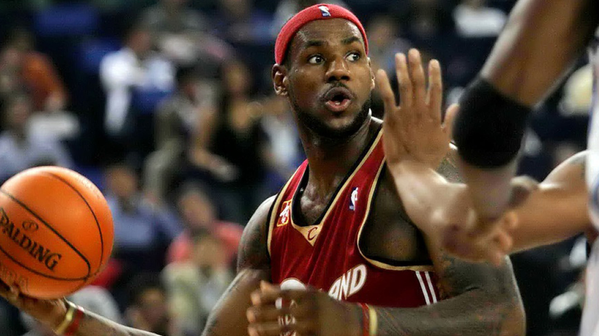 LeBron James of Cleveland Cavaliers in action against the Orlando Magic in the 2007 NBA China games. Orlando defeated Cleveland 90-86.