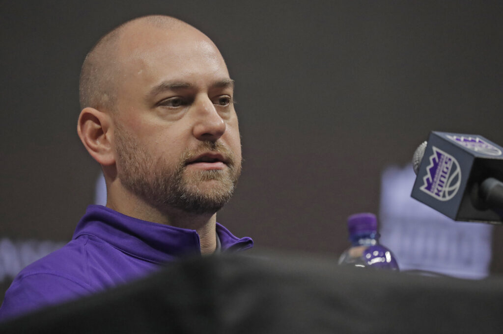 Sacramento Kings part ways with GM Monte McNair