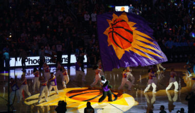 Hornets’ Josh Longstaff Among Suns’ Head Coach Candidates