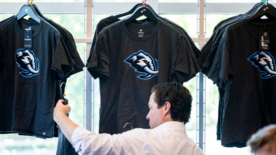 Utah Mammoth, Fanatics Team Store....