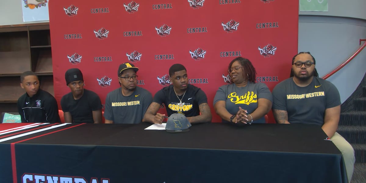 Central Basketball’s Bryce Dawson signs to Missouri Western State University