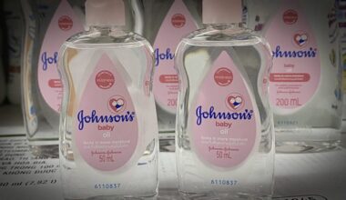 'Inside the NBA' celebrates with a lot of baby oil