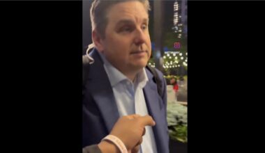 Knicks fans pelted ESPN's Brian Windhorst with garbage