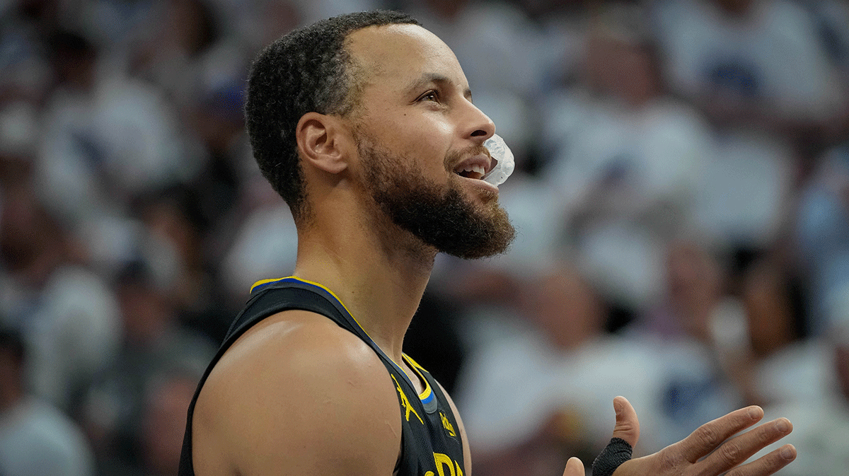 Golden State Warriors guard Stephen Curry (30) prepares to play the Minnesota Timberwolves before game one of the second round for the 2025 NBA Playoffs at Target Center.