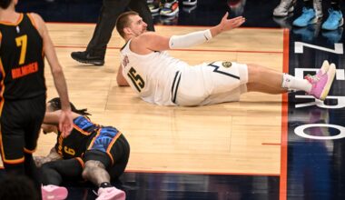 Denver destroyed by Thunder in Game 2