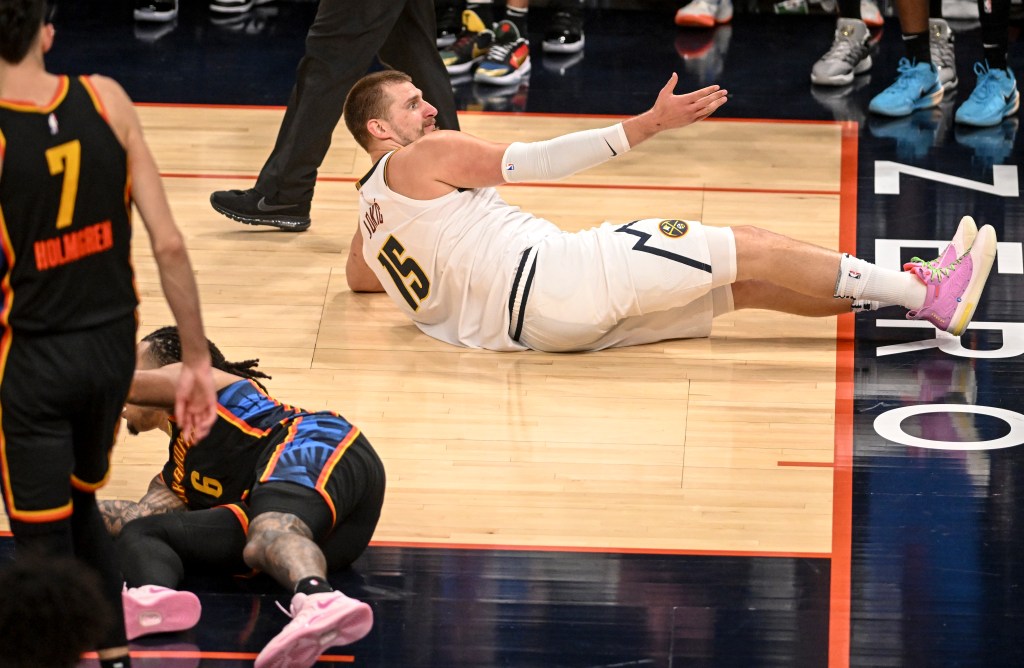 Denver destroyed by Thunder in Game 2