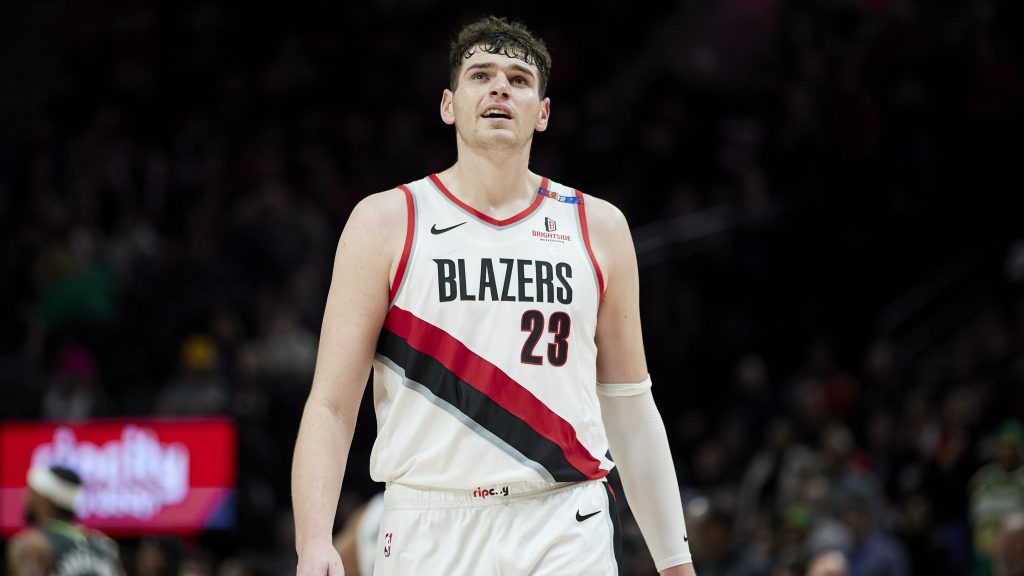 Donovan Clingan returns to Bristol to share NBA stories