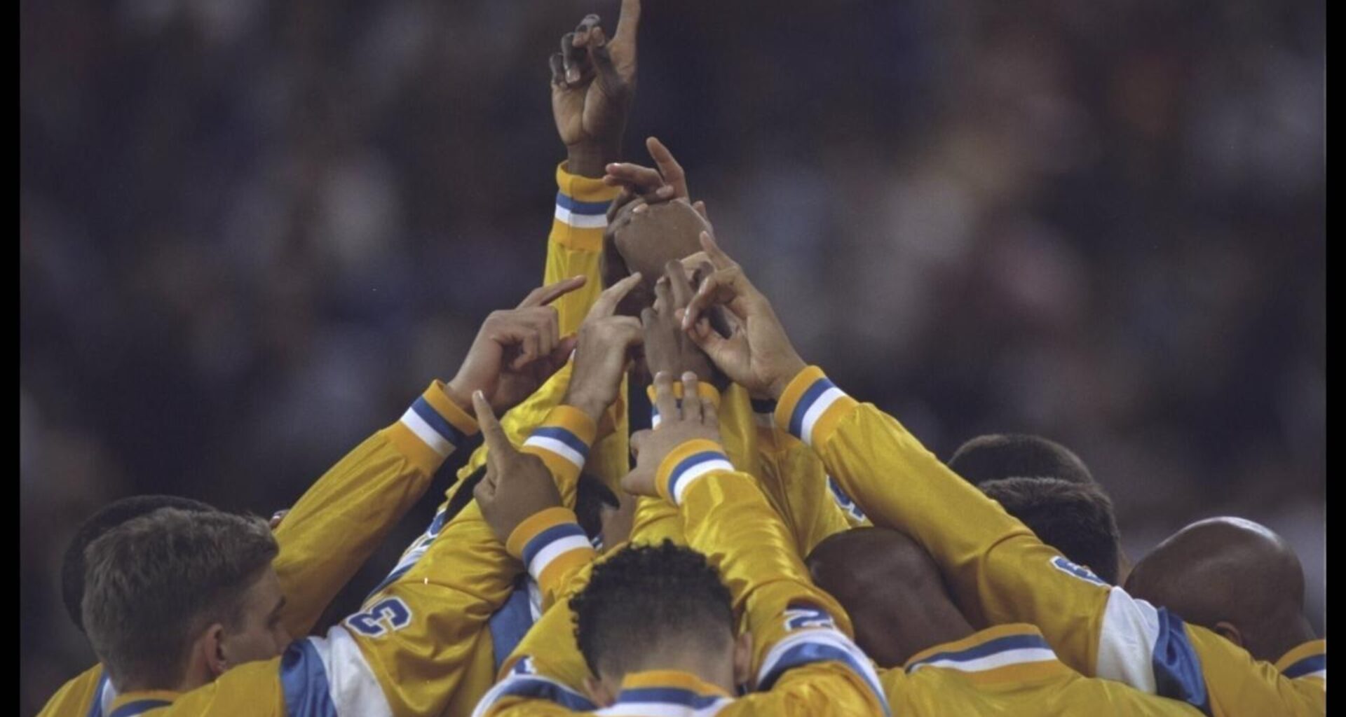 The college basketball teams with the most national championships