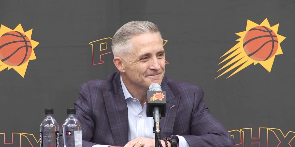 Phoenix Suns introduce new general manager Brian Gregory