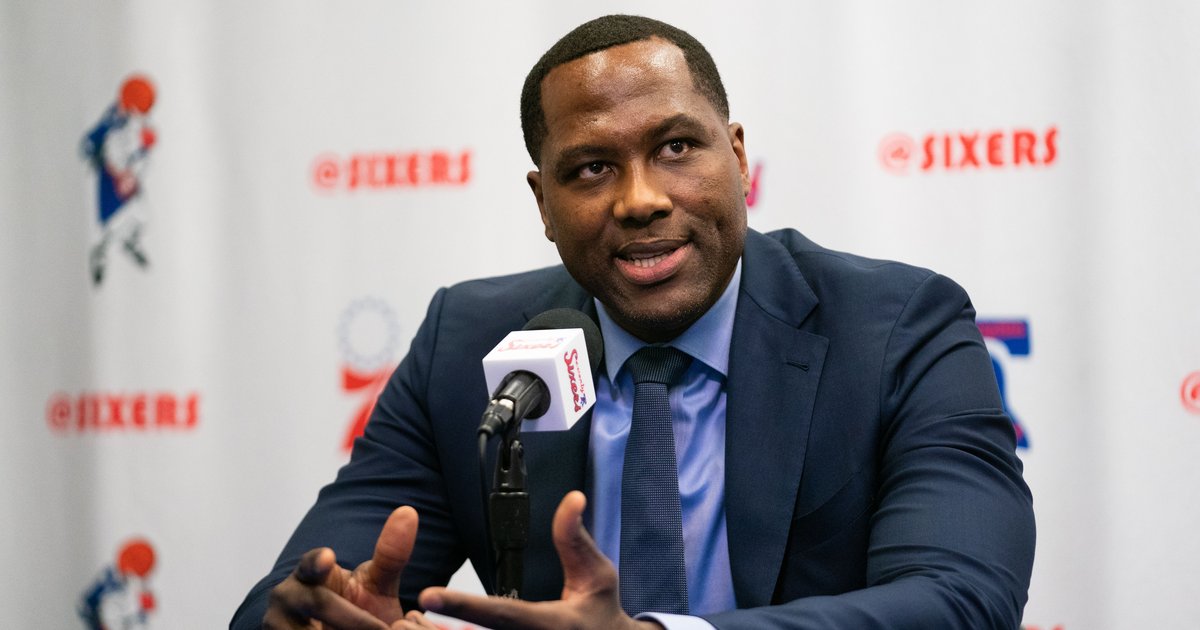 Report: Sixers general manager Elton Brand 'among candidates' to become Atlanta Hawks' lead executive