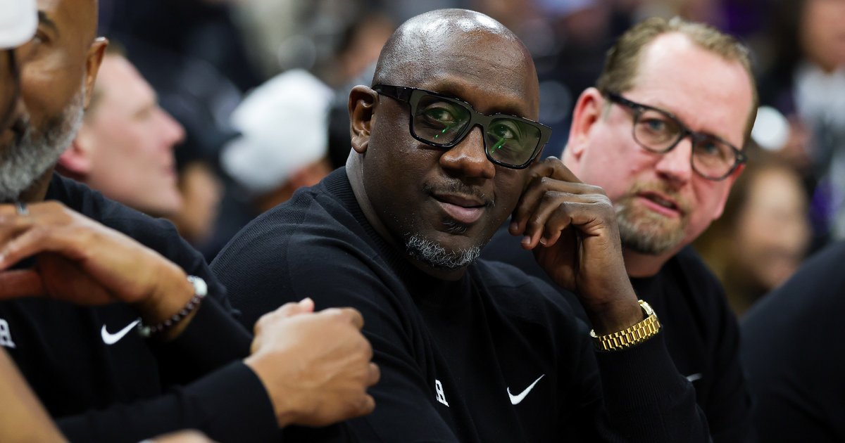 Report: Sixers assistant coach Bobby Jackson leaving for Sacramento Kings