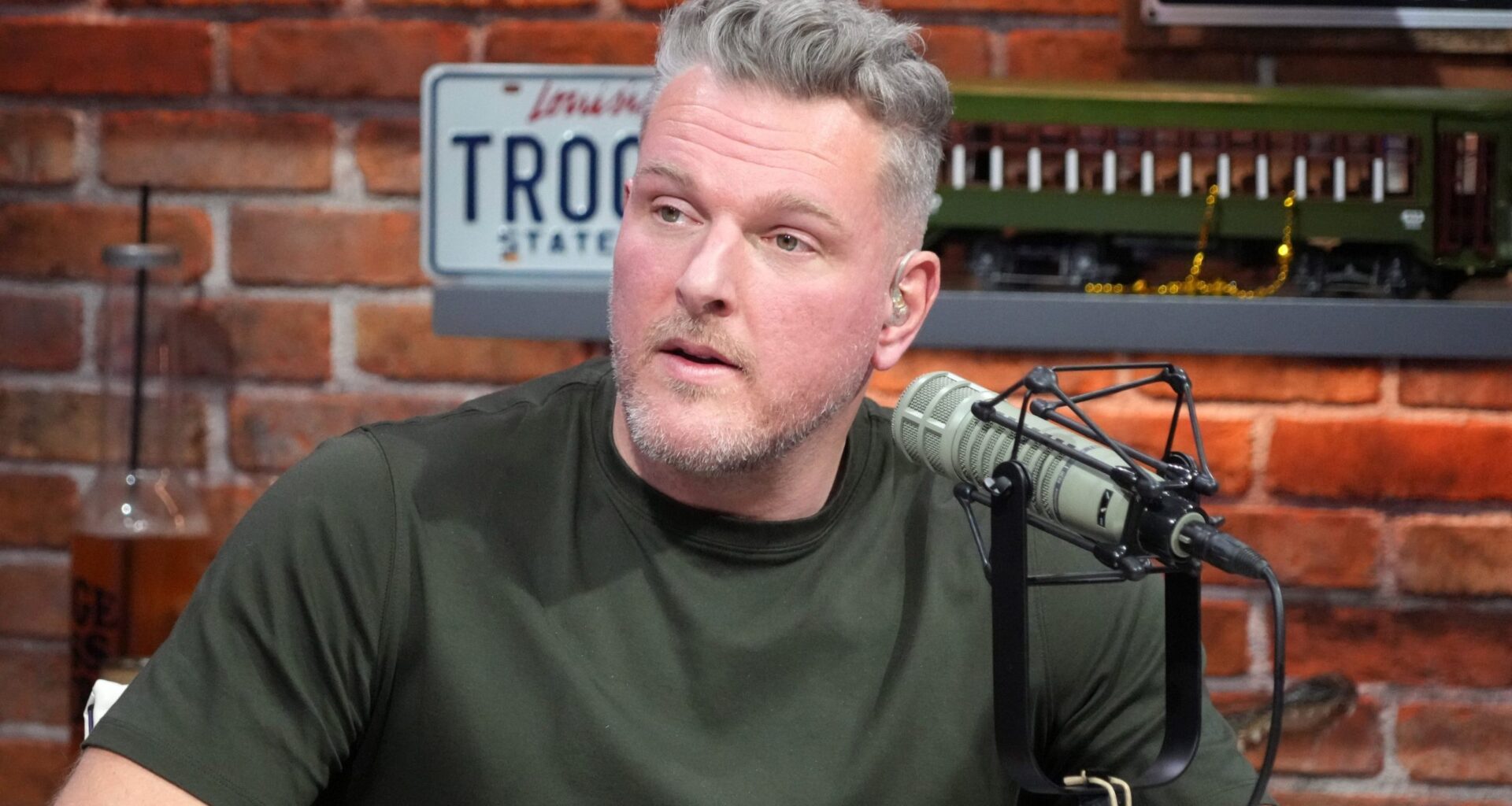 Pat McAfee throws shade at Knicks owner after Game 5