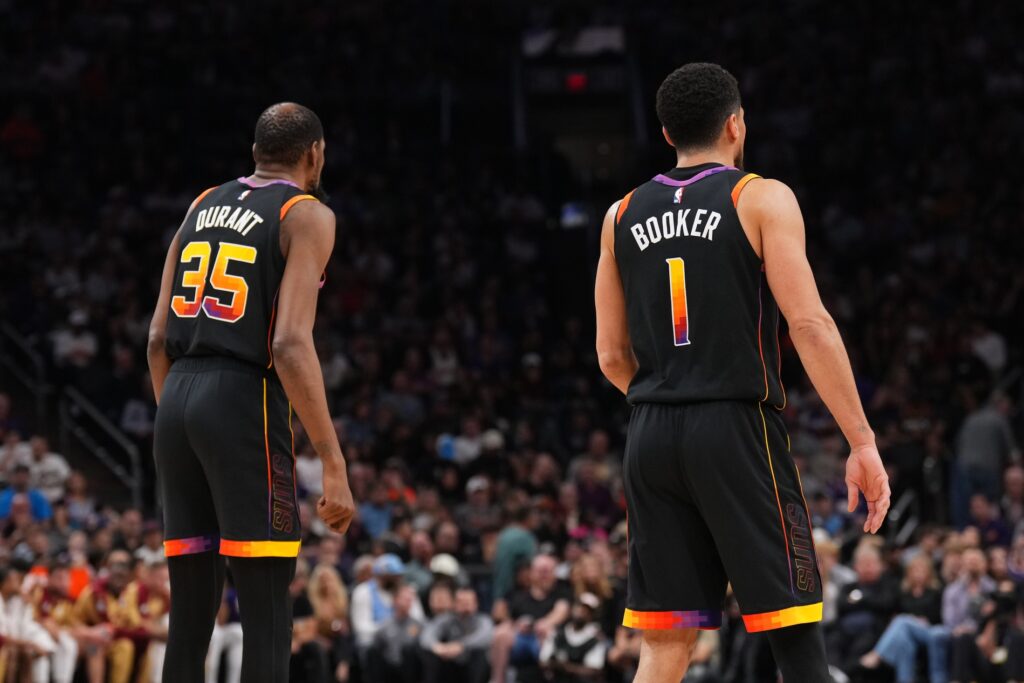 Phoenix Suns forward Kevin Durant (35) and Phoenix Suns guard Devin Booker