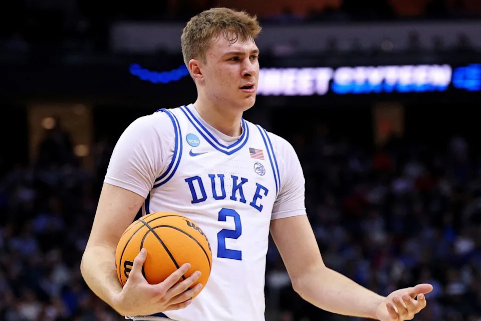 Duke Blue Devils forward Cooper Flagg (2).Vincent Carchietta-Imagn Images