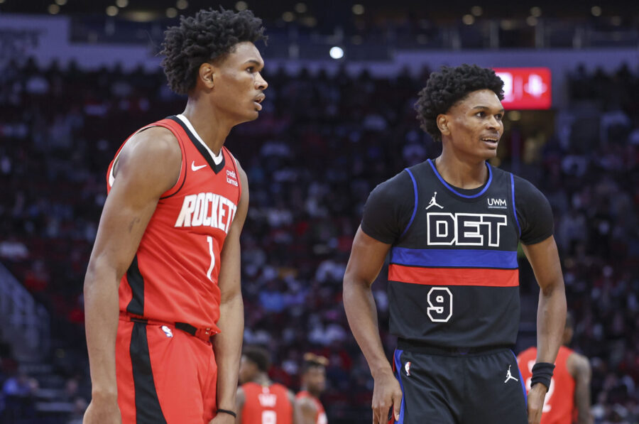 International Notes: Thompson Twins, Micic, Brown, McCollum